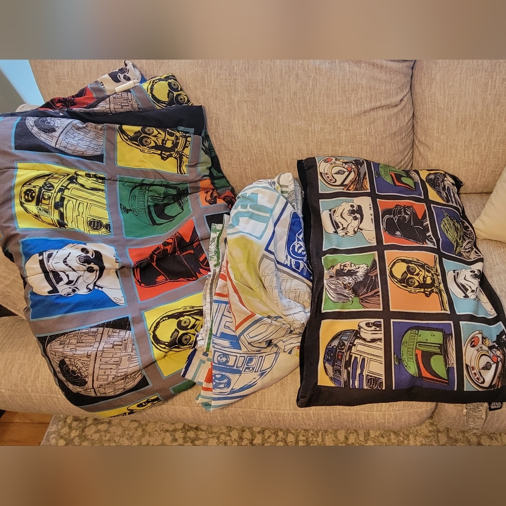 Twin comforter set